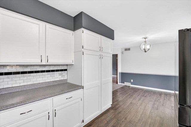 618 Robin Drive, Sun Prairie, WI 53590