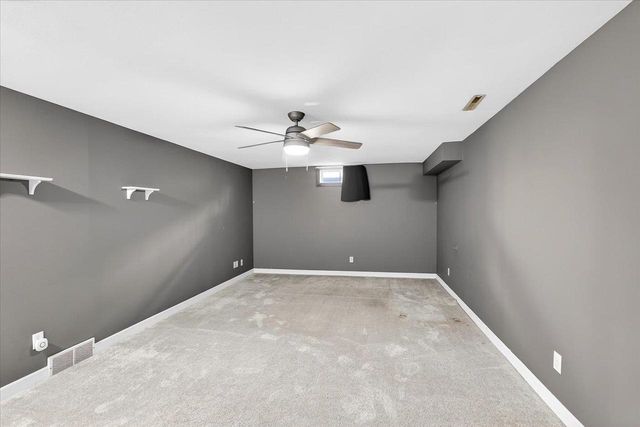 618 Robin Drive, Sun Prairie, WI 53590