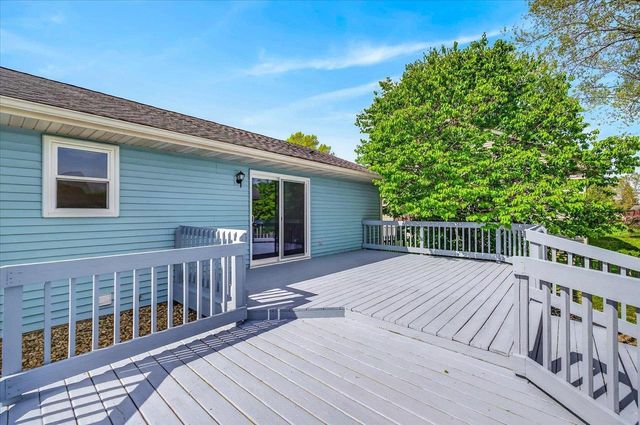 618 Robin Drive, Sun Prairie, WI 53590