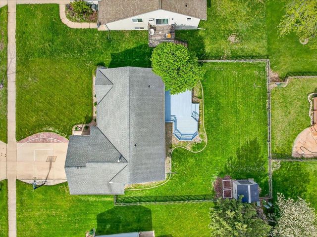 618 Robin Drive, Sun Prairie, WI 53590