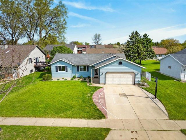 618 Robin Drive, Sun Prairie, WI 53590