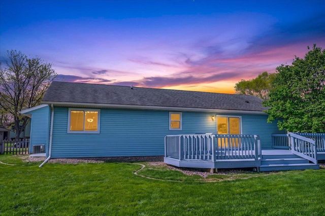 618 Robin Drive, Sun Prairie, WI 53590