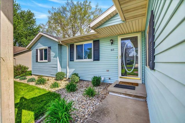 618 Robin Drive, Sun Prairie, WI 53590