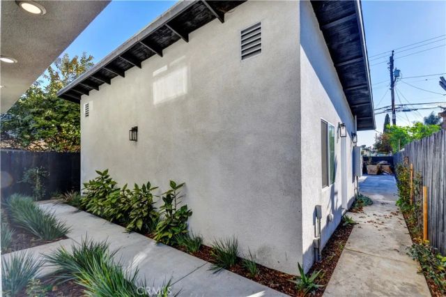 5822 Gage Avenue, Bell Gardens, CA 90201