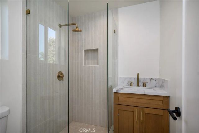 5822 Gage Avenue, Bell Gardens, CA 90201