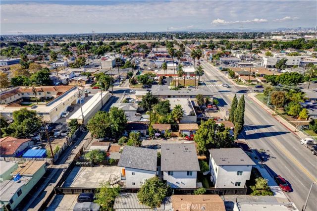 5822 Gage Avenue, Bell Gardens, CA 90201