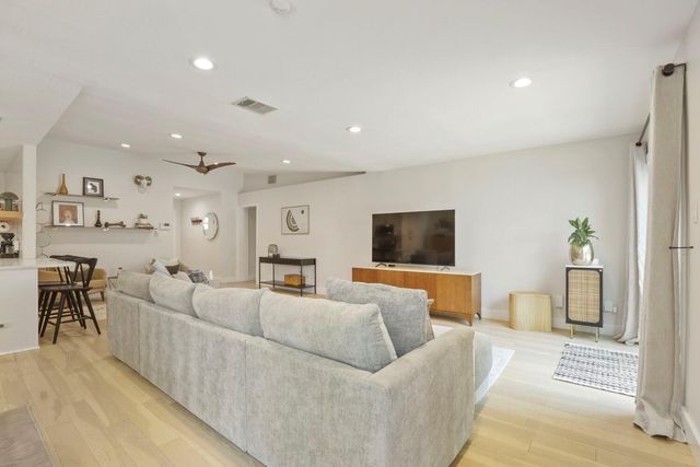 10109 Woodstock DR, Austin, TX 78753