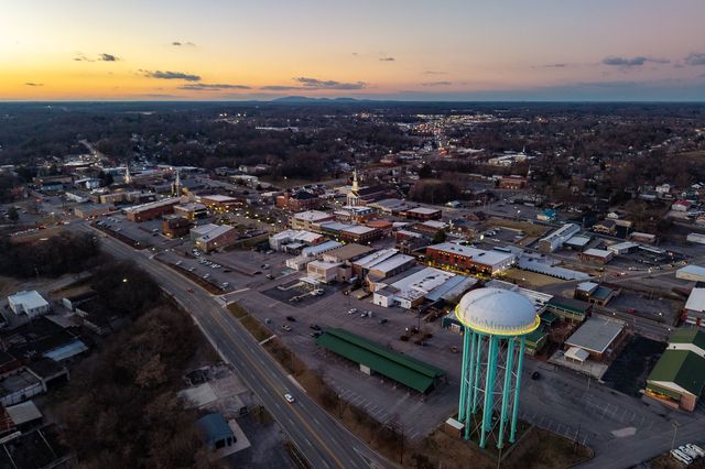 209 E Main St Ste 100, Mcminnville, TN 37110