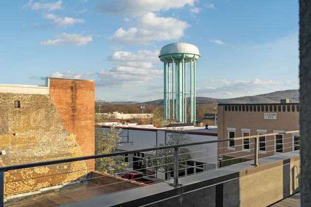 209 E Main St Ste 100, Mcminnville, TN 37110