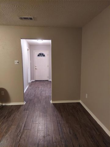 3878 Laura Leigh Drive, Friendswood, TX 77546