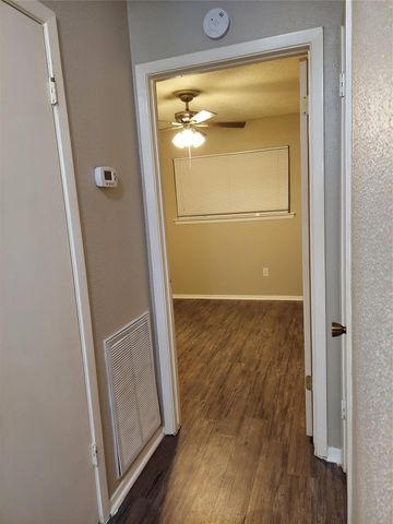 3878 Laura Leigh Drive, Friendswood, TX 77546