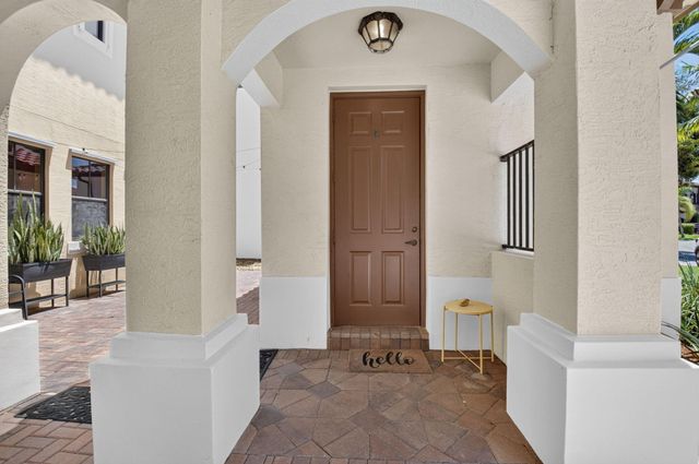4012 Artesa Drive, Boynton Beach, FL 33436