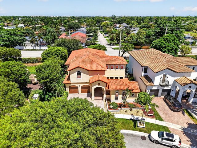 4012 Artesa Drive, Boynton Beach, FL 33436
