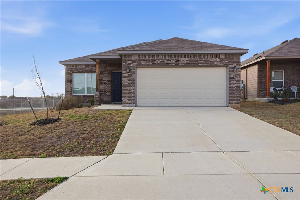 292 Legacy Circle, New Braunfels, TX 78130