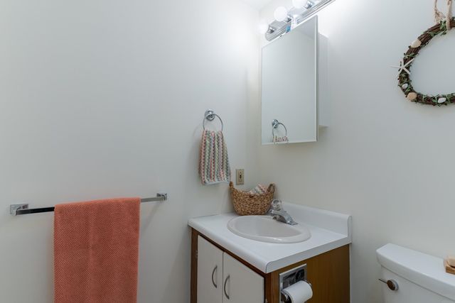 148 Breakwater Dr Unit 804, South Portland, ME 04106