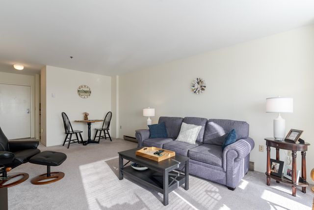 148 Breakwater Dr Unit 804, South Portland, ME 04106