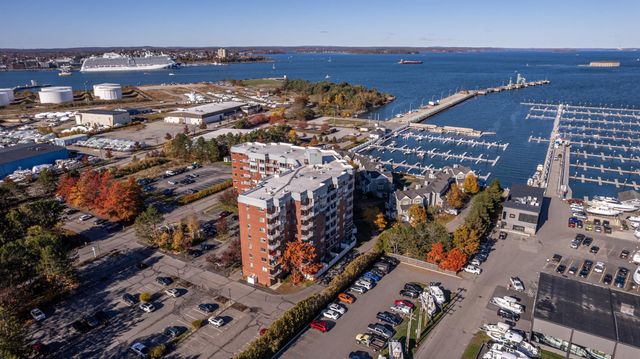 148 Breakwater Dr Unit 804, South Portland, ME 04106