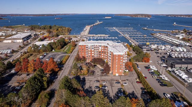 148 Breakwater Dr Unit 804, South Portland, ME 04106