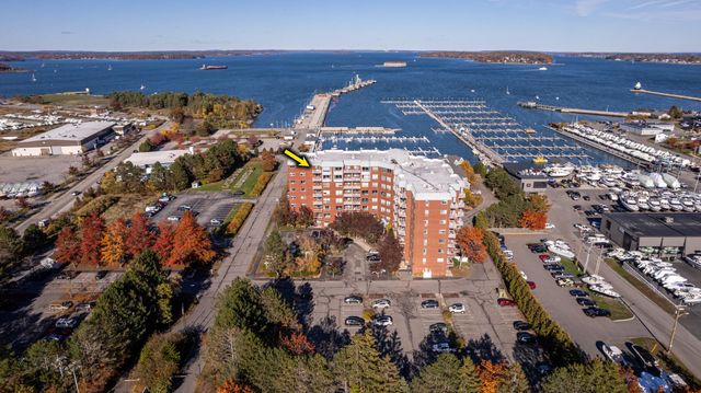 148 Breakwater Dr Unit 804, South Portland, ME 04106