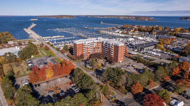 148 Breakwater Dr Unit 804, South Portland, ME 04106