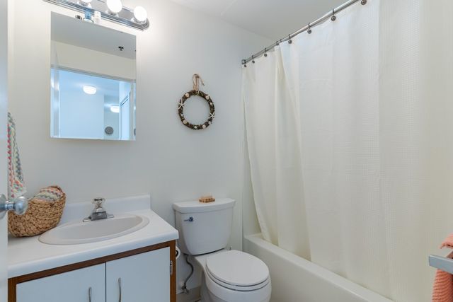 148 Breakwater Dr Unit 804, South Portland, ME 04106