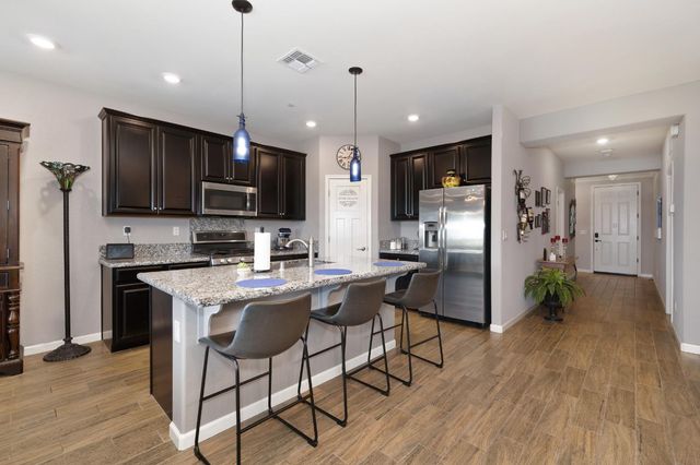 12536 Farlen Cir, Rancho Cordova, CA 95742