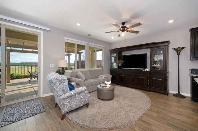 12536 Farlen Cir, Rancho Cordova, CA 95742