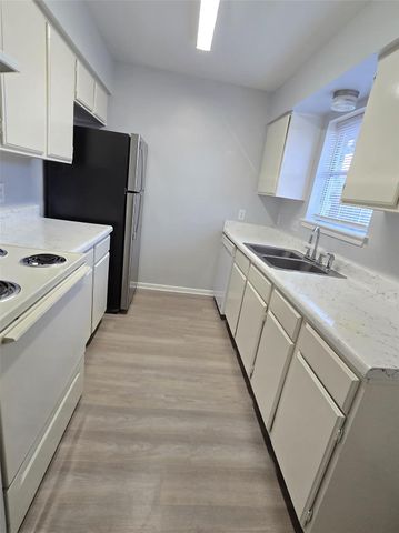 1231 Lyric Lane 129, Pasadena, TX 77503