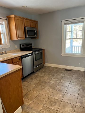 50 Boeske 1, Maynard, MA 01754