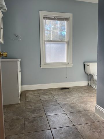 50 Boeske 1, Maynard, MA 01754