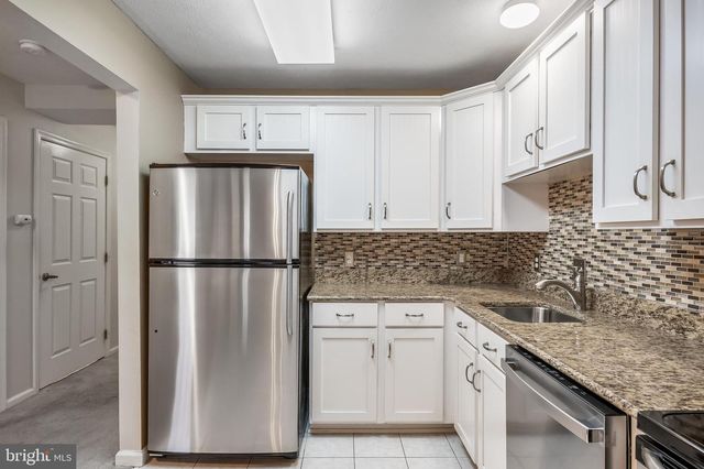 2507A BLUEGRASS DR, Mount Laurel, NJ 08054