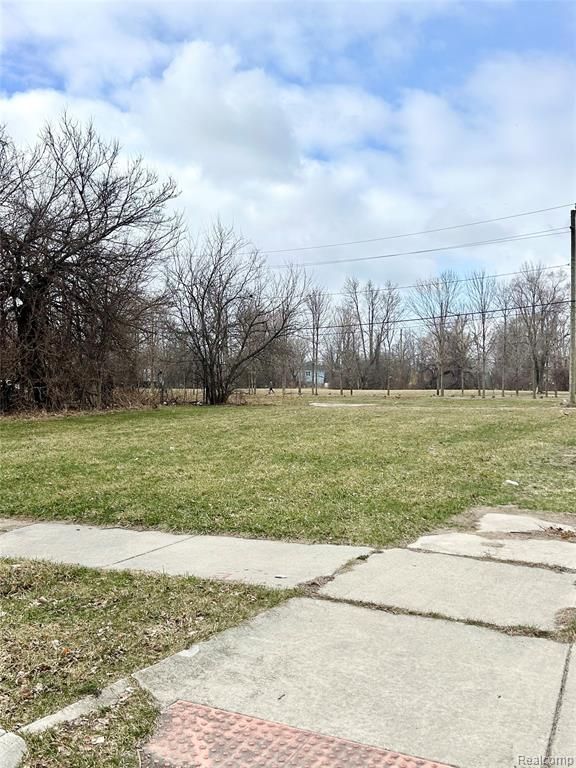 3098 Parker Street, Detroit, MI 48214