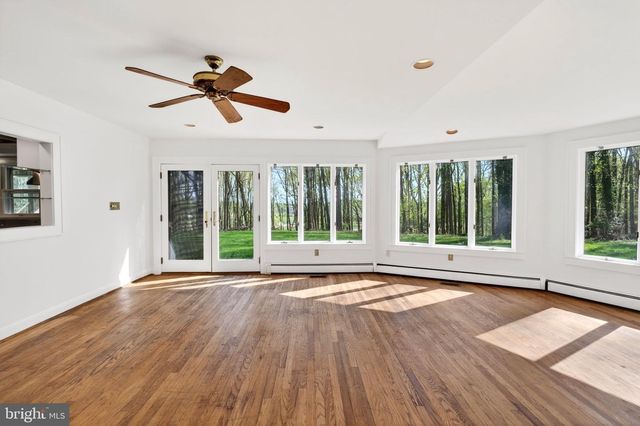 13009 BOTTOM RD, Hydes, MD 21082