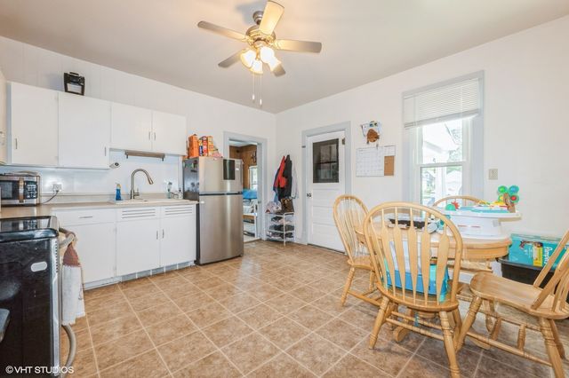 601 E Green Street, Winterset, IA 50273