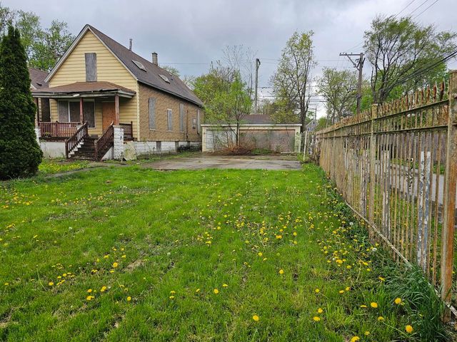 11920 S Calumet Avenue, Chicago, IL 60628