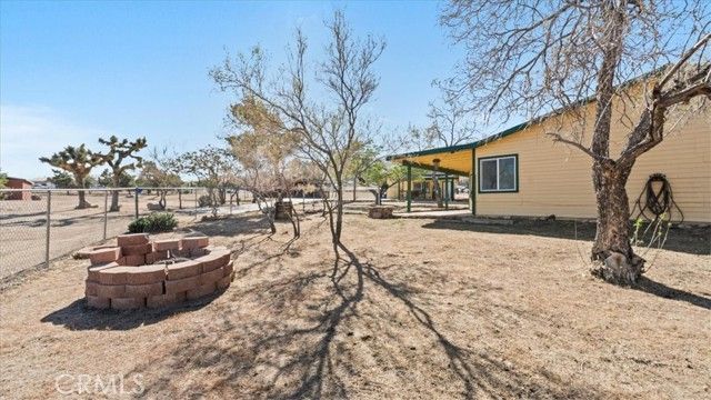 9475 Central, Apple Valley, CA 92308