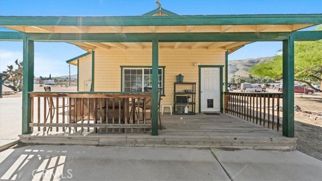 9475 Central, Apple Valley, CA 92308