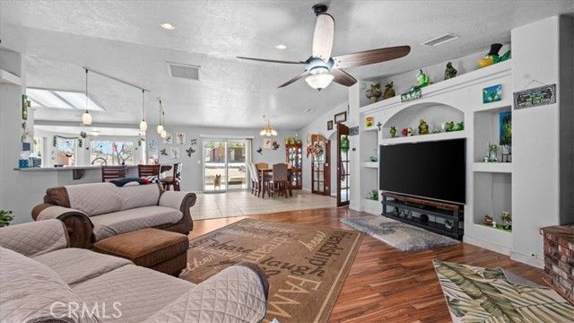 9475 Central, Apple Valley, CA 92308