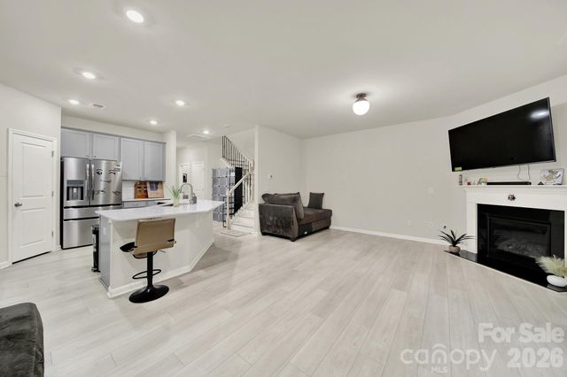 6009 Chelsea Oaks Ridge, Fort Mill, SC 29708