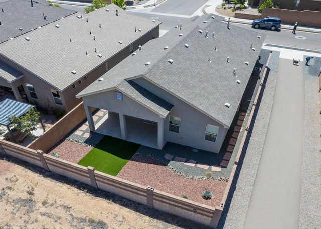 4533 N Golden Eagle Loop NE, Rio Rancho, NM 87144