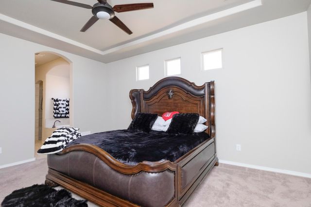 4533 N Golden Eagle Loop NE, Rio Rancho, NM 87144