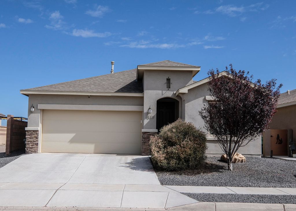 4533 N Golden Eagle Loop NE, Rio Rancho, NM 87144