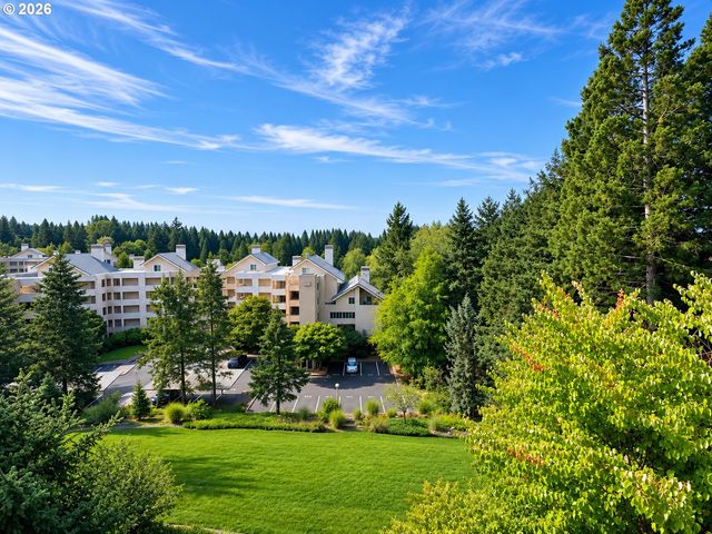 6665 W BURNSIDE St 447, Portland, OR 97210