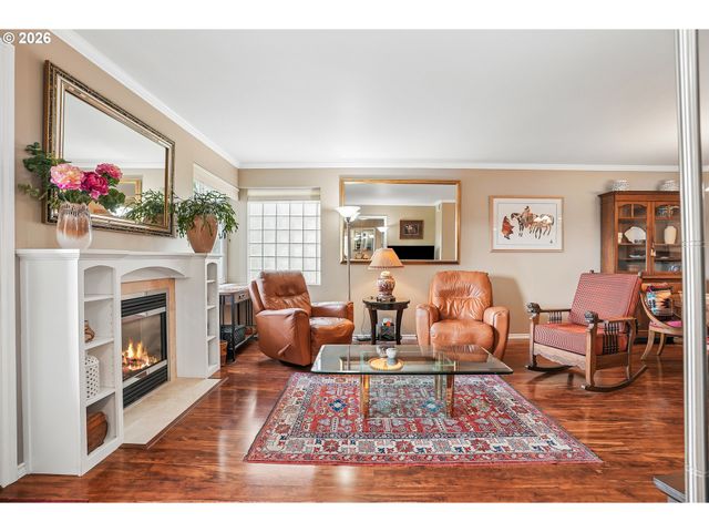 6665 W BURNSIDE St 447, Portland, OR 97210