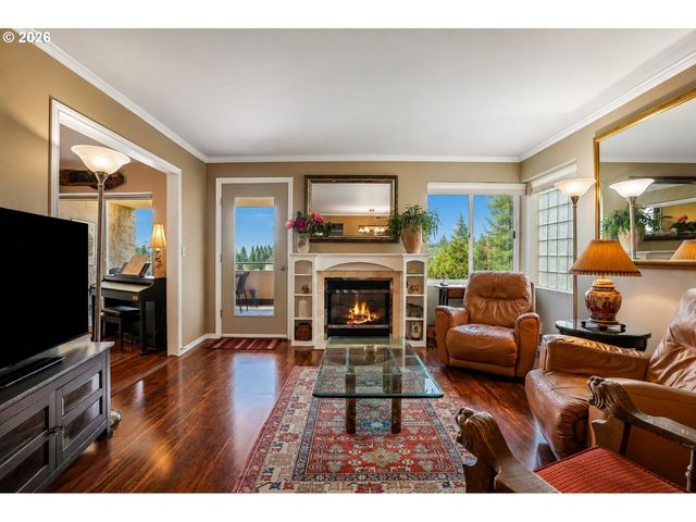 6665 W BURNSIDE St 447, Portland, OR 97210