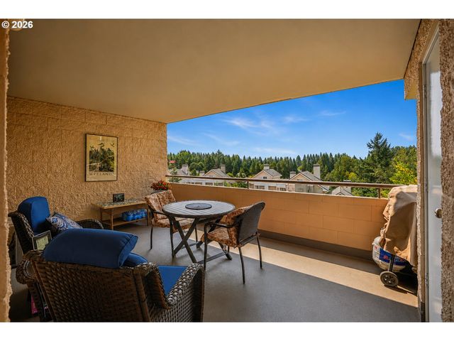6665 W BURNSIDE St 447, Portland, OR 97210