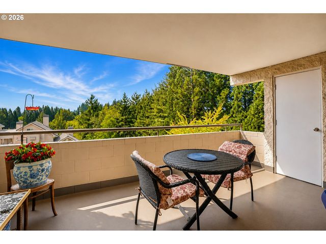 6665 W BURNSIDE St 447, Portland, OR 97210