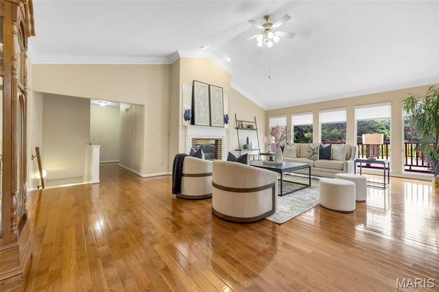 17971 Argonne Estates Drive, Florissant, MO 63034