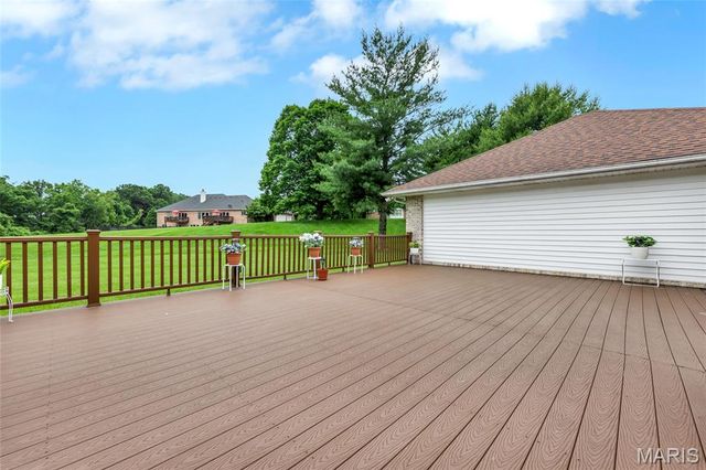 17971 Argonne Estates Drive, Florissant, MO 63034