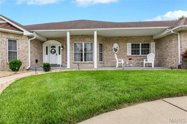 17971 Argonne Estates Drive, Florissant, MO 63034